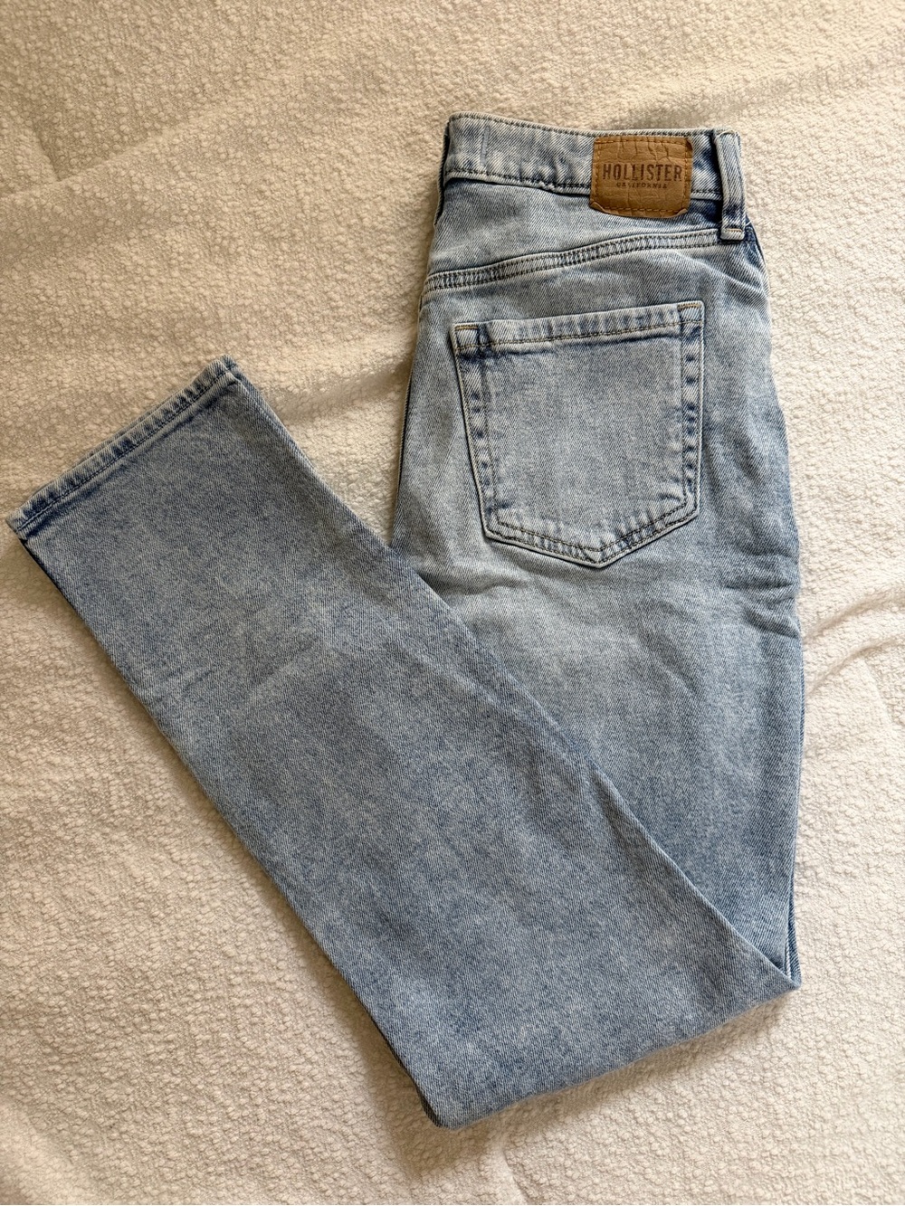 Hollister Women’s Light Blue Denim Jeans